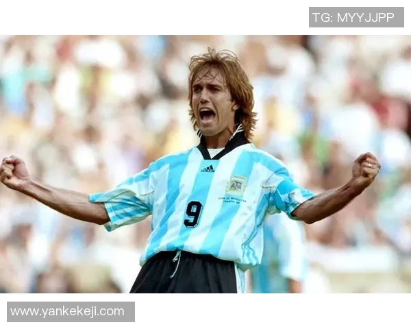 辉煌岁月中的传奇球员：回顾历史俄罗斯足球明星的巅峰时刻