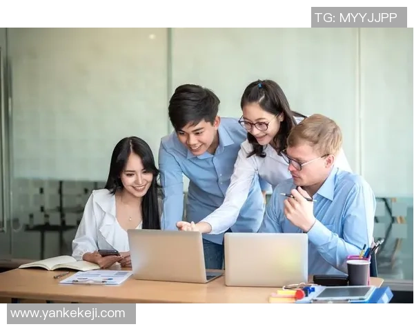 重庆羽毛球队在世锦赛中的团队协作表现分析与启示